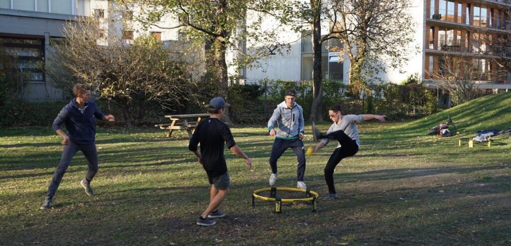 Warum du Spikeball ausprobieren solltest
