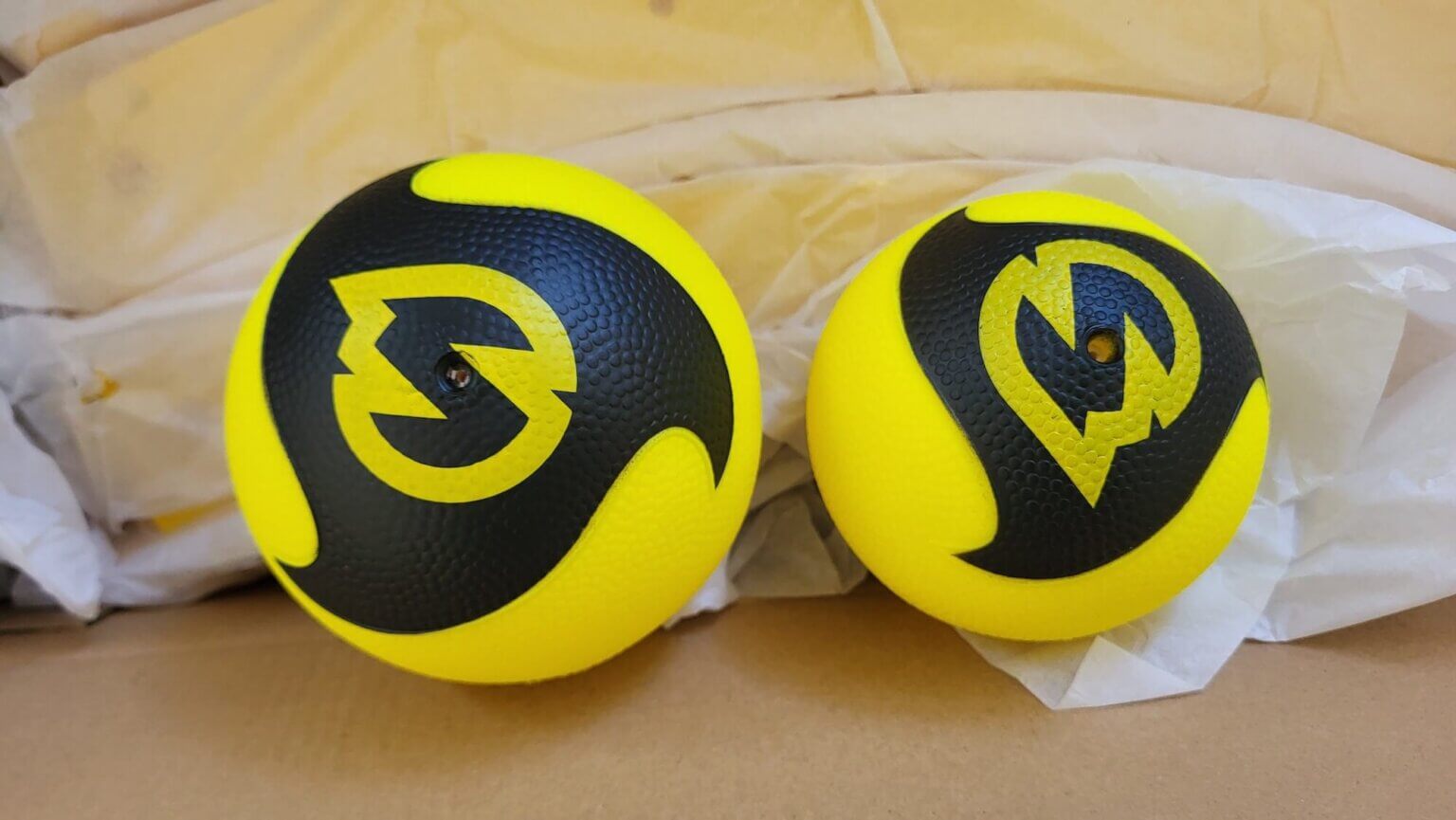 Spikeball Atlas Ball - der neue größer Ball der begeistert - Spikeball ...